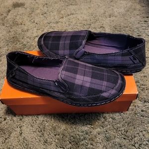 Women's Rocket Dog slip on size 9 NEVER WORN